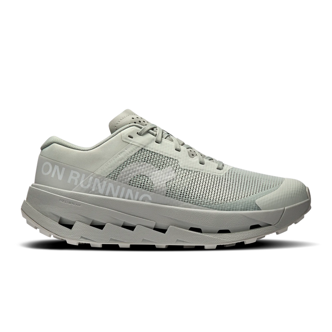 On Damen Schuh Cloudultra 3 Farbe: Iceberg | Glacier