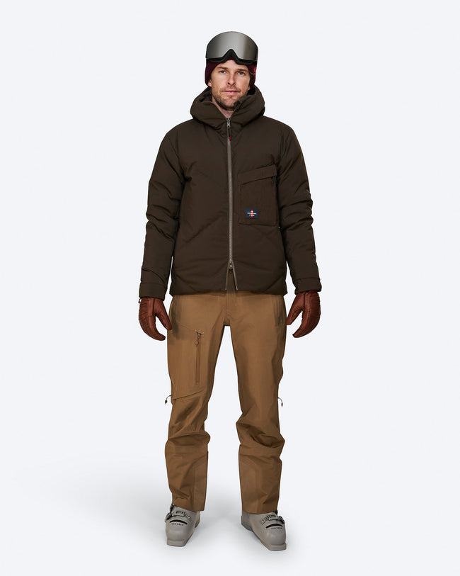 The Mountain Studio Herren Reversible Performance Cord Down Jacket Farbe: Delicioso Brown