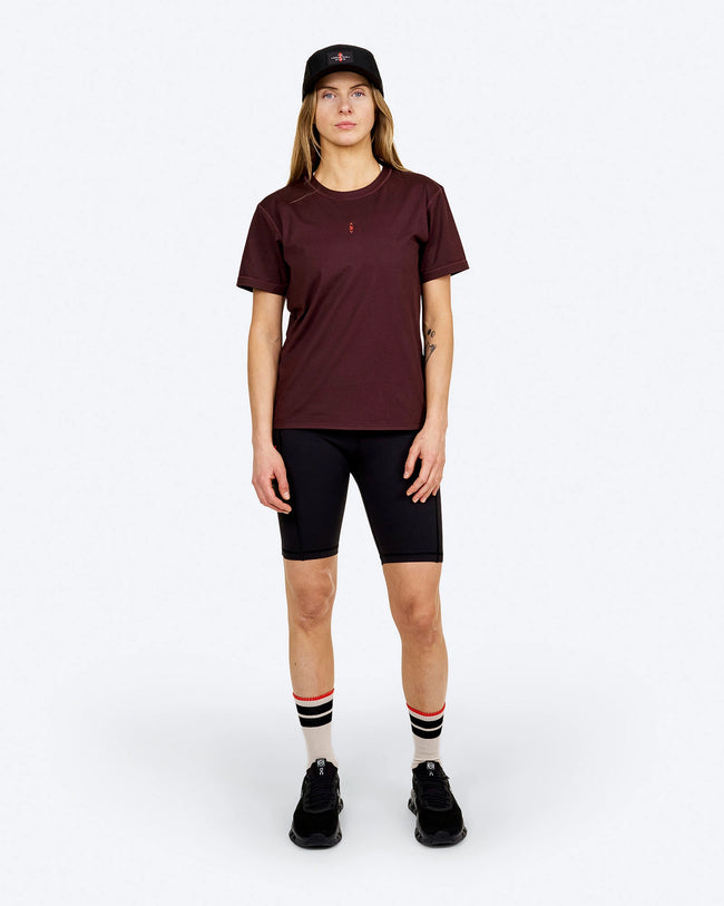The Mountain Studio Damen Comfort T-Shirt Farbe: Fudge